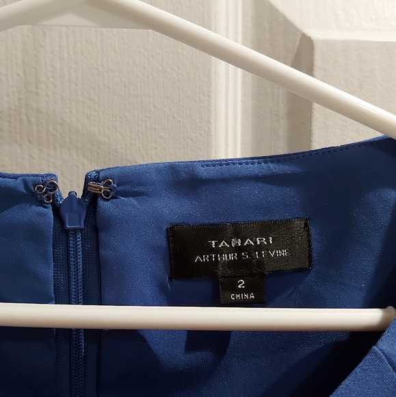 TAHARI | Dress - Picture 2 of 12